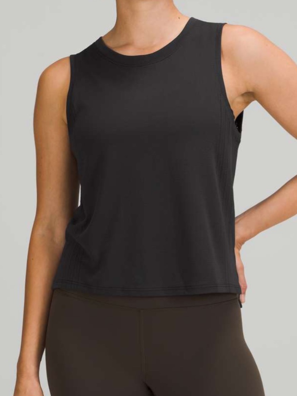 Women’s lululemon Black Train to Be Tank- size 6
